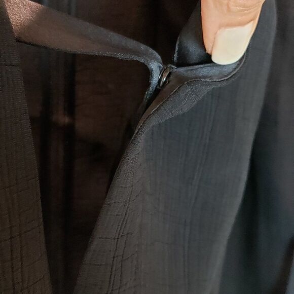 Eileen Fisher Silk Blend V-Neck Black Wrap Top Size PP/PTP - Picture 8 of 11